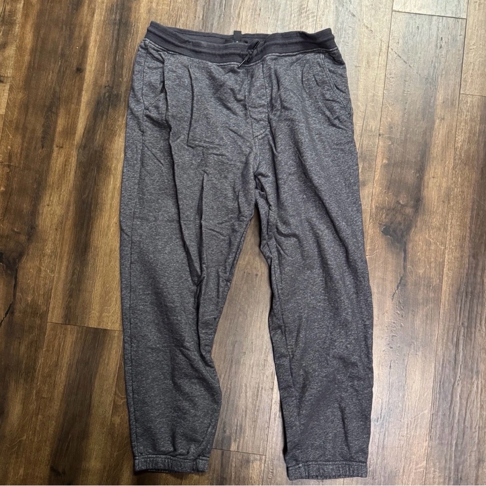 Patagonia Sweatpants Mens Large Black & Gray Sweatpants Joggers Bundle Lot Of 2
